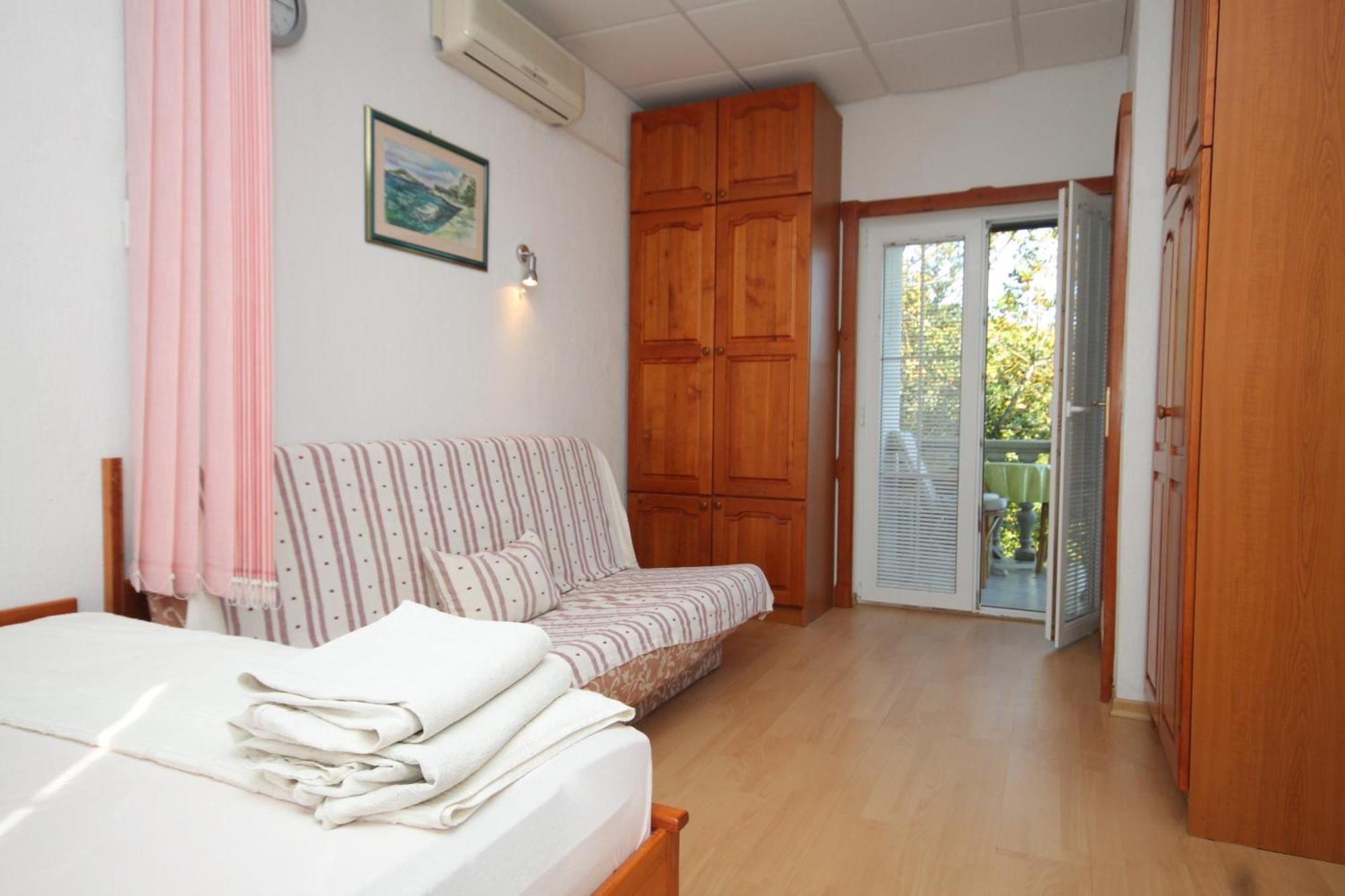 Apartments With A Parking Space Preko, Ugljan - 8224 Kamer foto